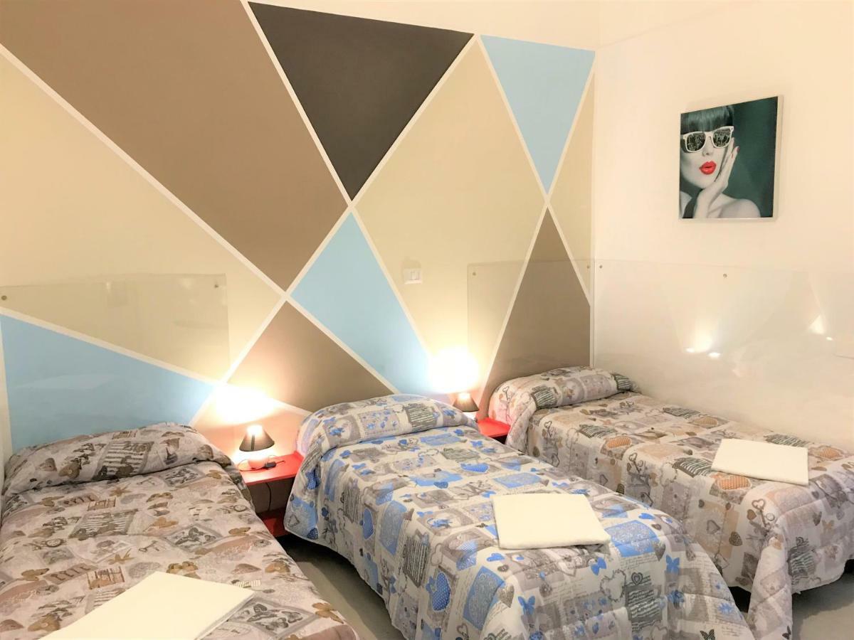 Guesthouse Paradisio ローマ エクステリア 写真